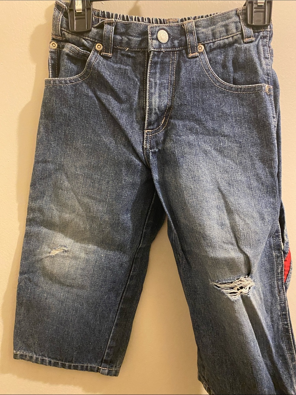 C) Avirex boys Distressed blue jeans size 2T